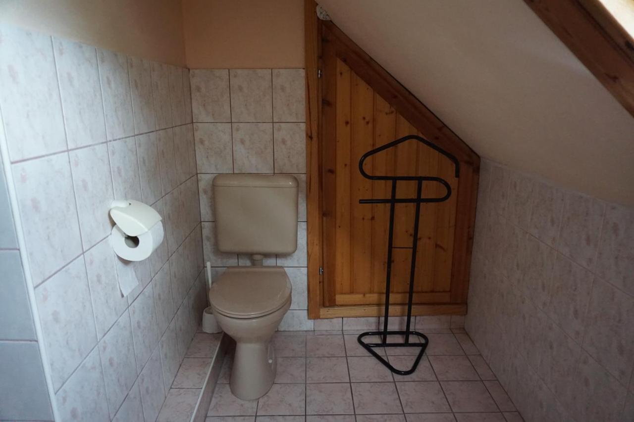 Appartement Grosses Ferienhaus Plattensee Balaton - Nyaralo Haz 6 Szobaval, 5 Fuerdoszobaval, 3000 Nm à Szolad Extérieur photo