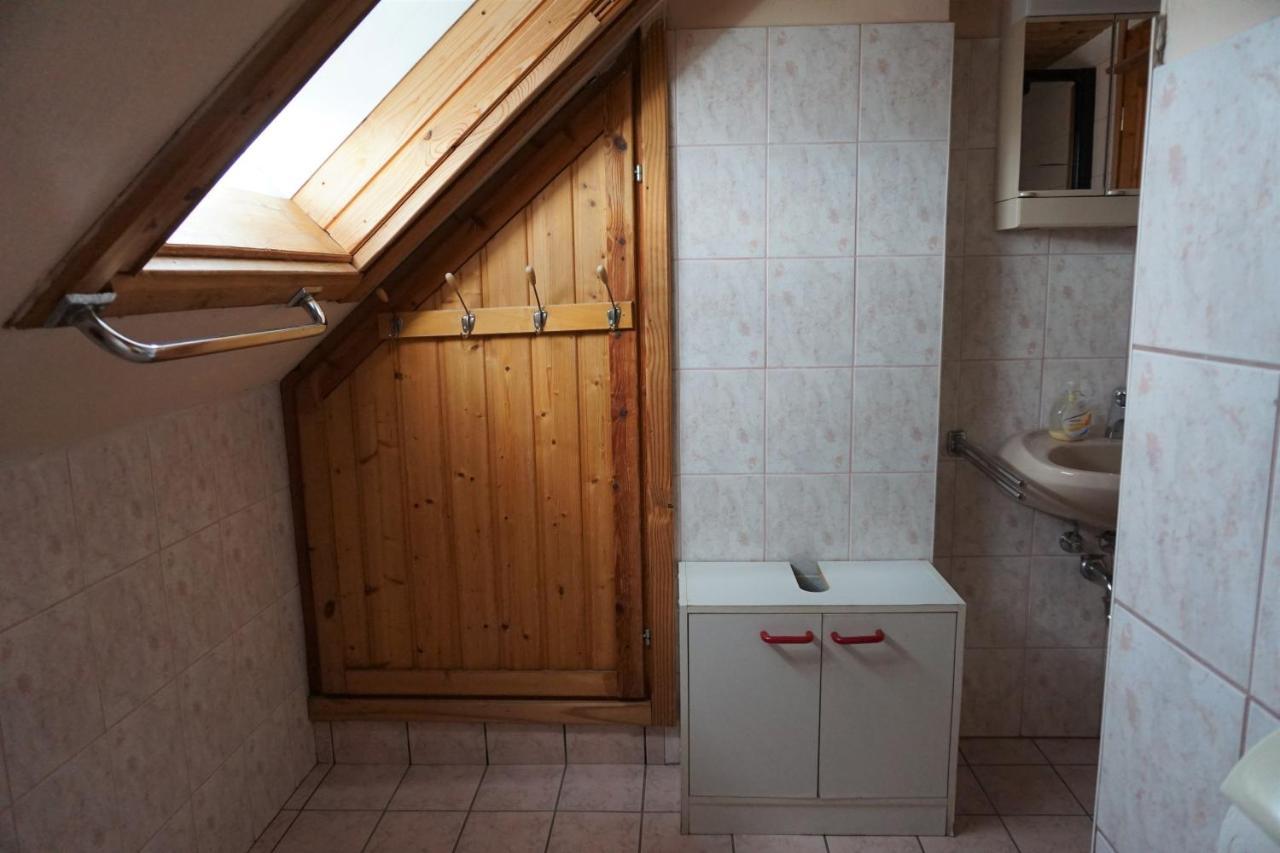 Appartement Grosses Ferienhaus Plattensee Balaton - Nyaralo Haz 6 Szobaval, 5 Fuerdoszobaval, 3000 Nm à Szolad Extérieur photo
